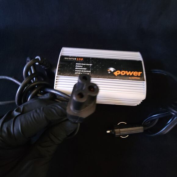Xantrex Mobile Power Inverter 150 Schuko 150W / 230VAC 851-0162R w/ Power Cable - Picture 4 of 7